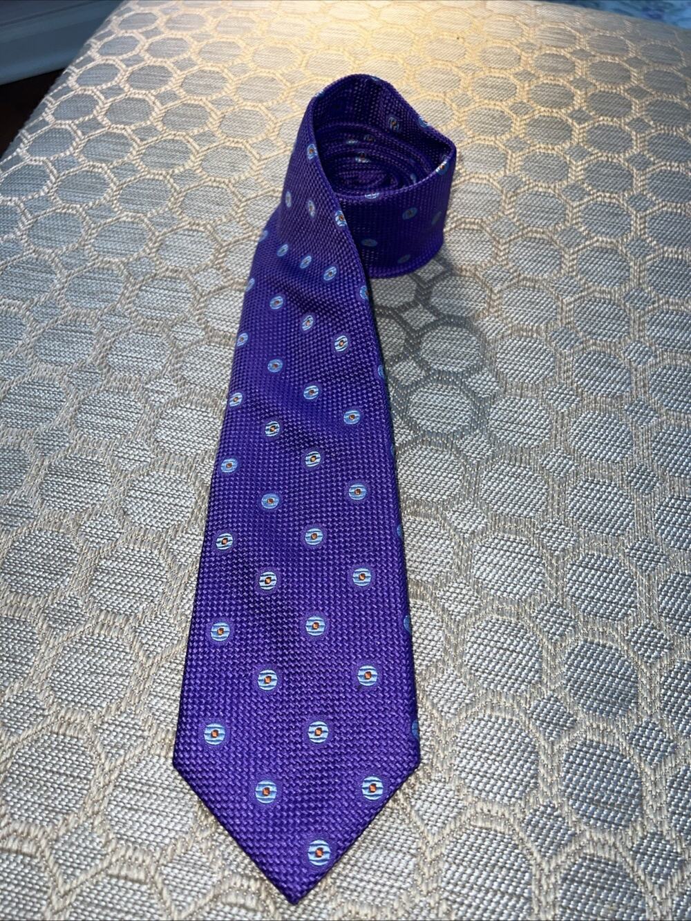 David Donahue Mens Tie Purple Geometric 100% Silk Woven Italy Handmade USA